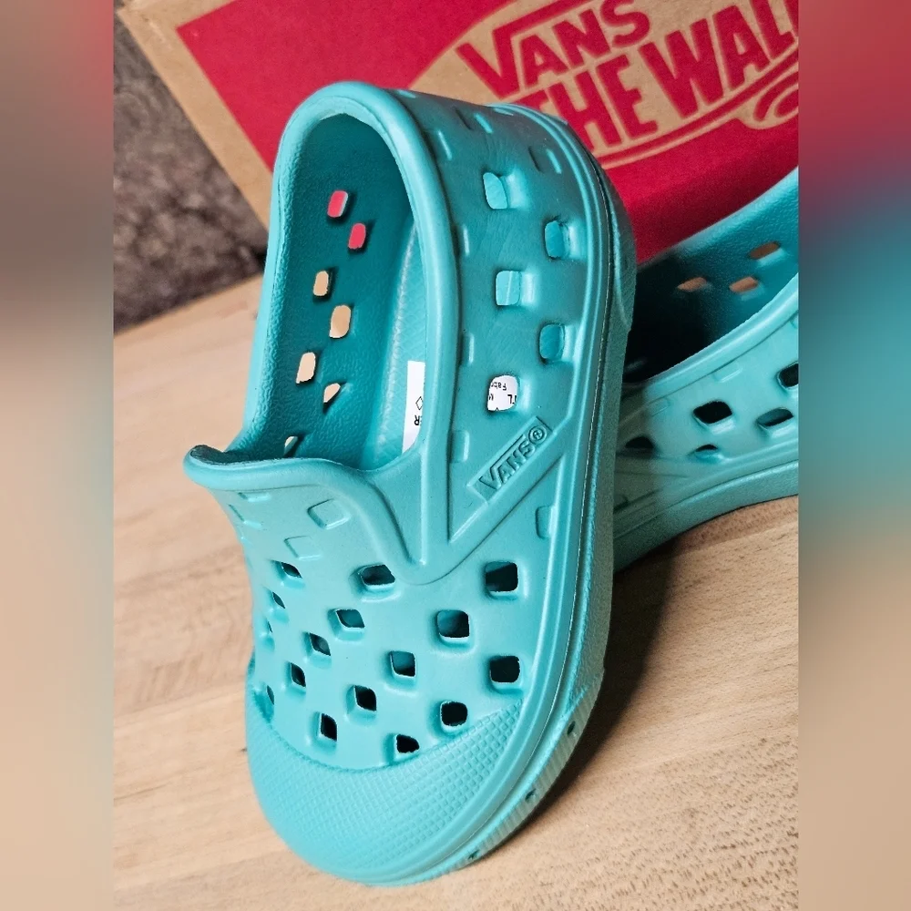 Vans slip on Crocs teal blue size 4 toddler - Picture 8 of 10